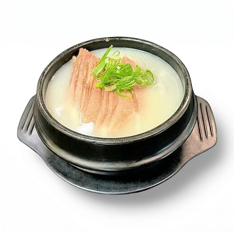 Savor Authentic Seolleongtang