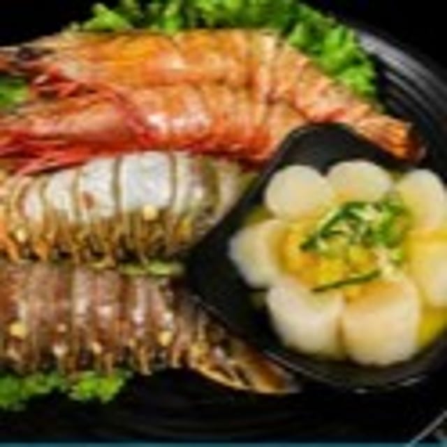 Premium Seafood Platter / 프리미엄 해물 플레터.