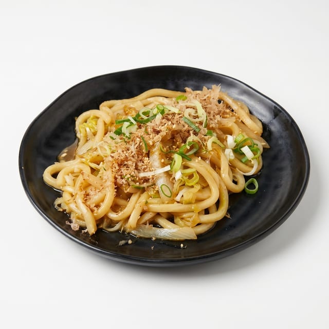 Smoky Yaki Udon / 볶음우동.