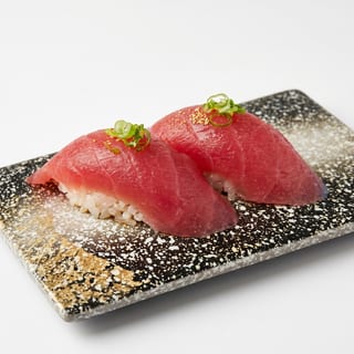 Garlic Tuna Sushi