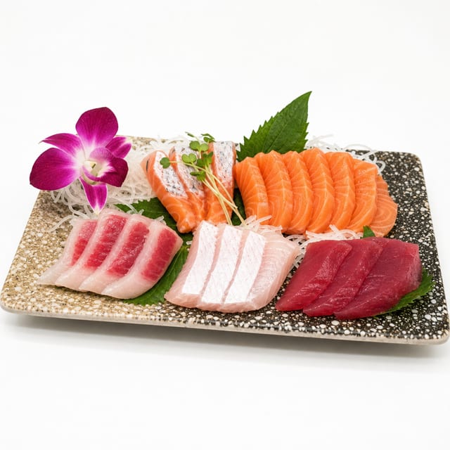 Trio Sashimi Plate / 트리오 사시미 플레이트.